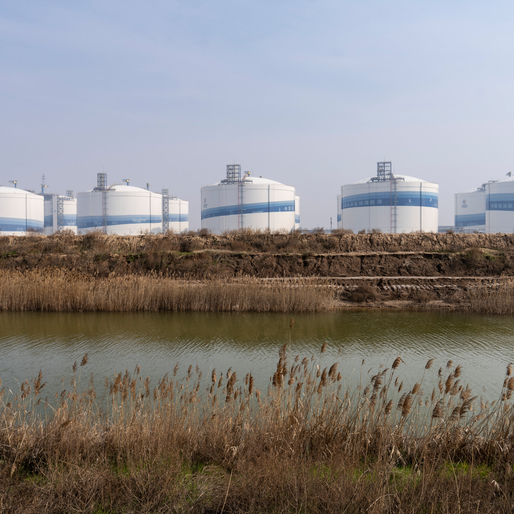 How China Built Its Vast Natural Gas Stockpile
