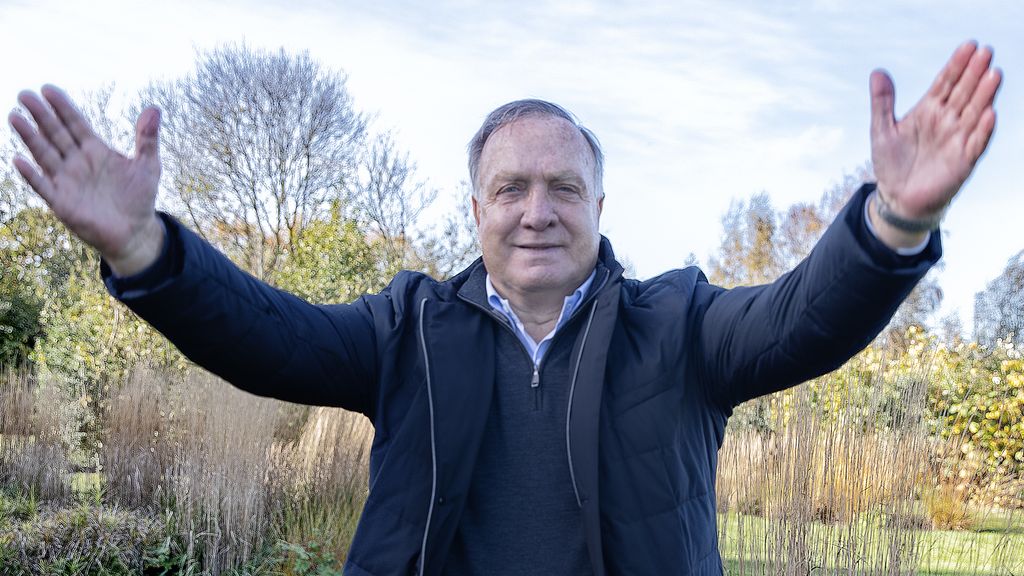 Luxe-adviseur Advocaat gaat voor compact Feyenoord: 'Geen garantie dat je Ajax verslaat'