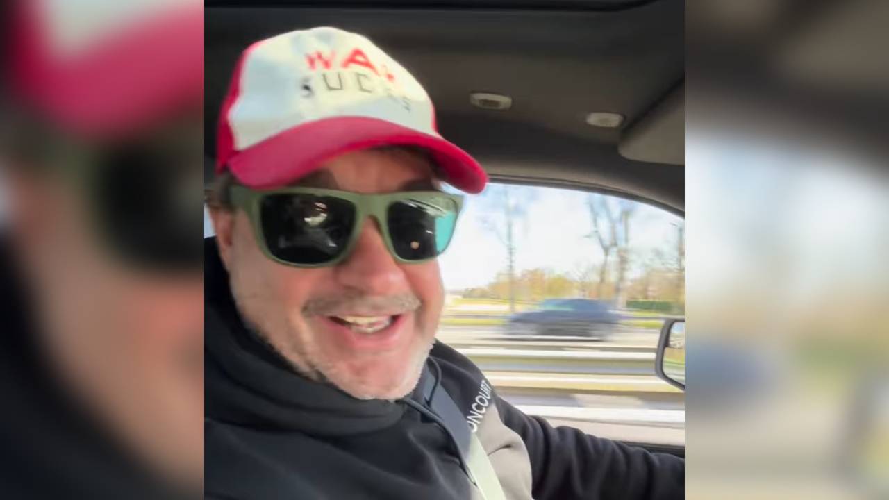 Met deze sneer maakt Frank Lammers Ajax belachelijk op kampioensdag PSV