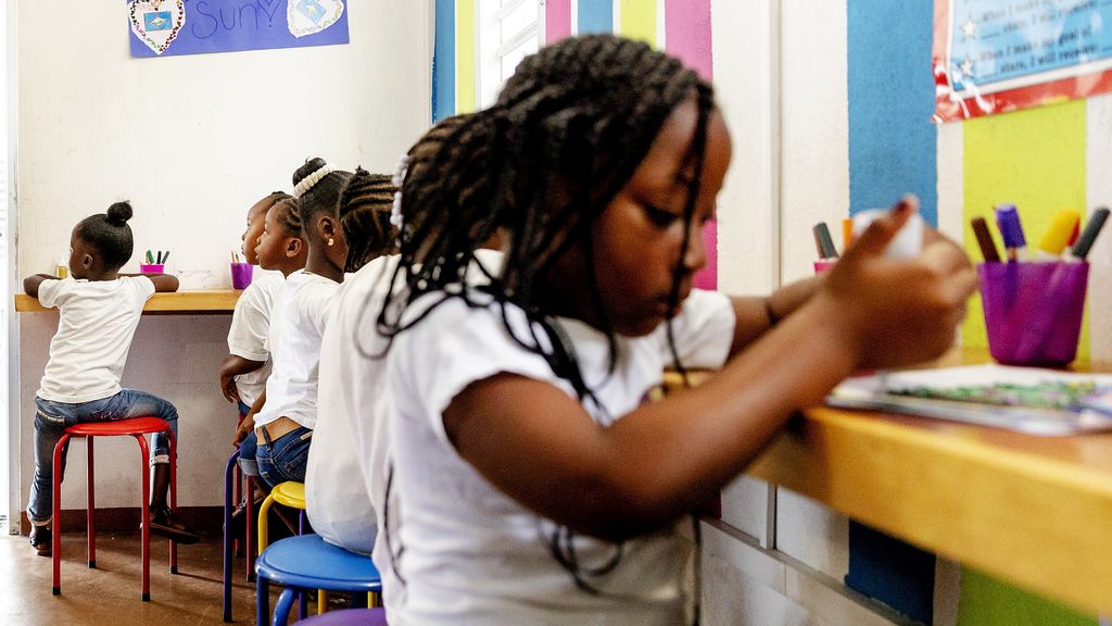 Onderwijsraad: kinderen in Caribisch Nederland moeten beter onderwijs krijgen