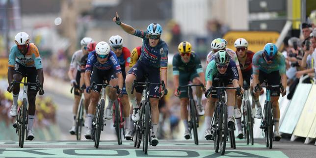 Tour de France: Tim Merlier claims third stage win