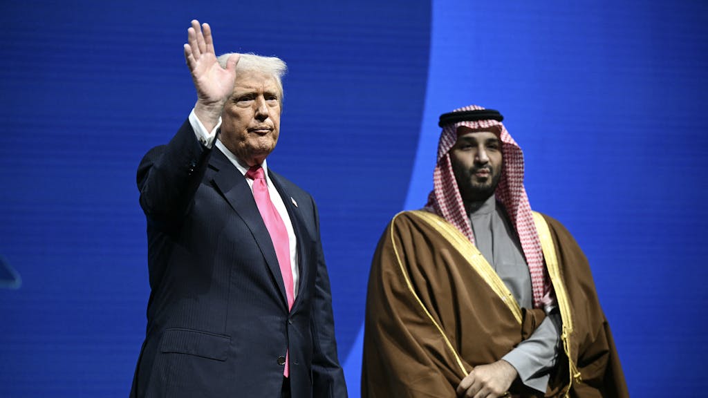 Saoedi-Arabië krijgt van Trump vrij spel voor kernenergie, ‘wereldwijd proliferatieprobleem ligt op de loer’