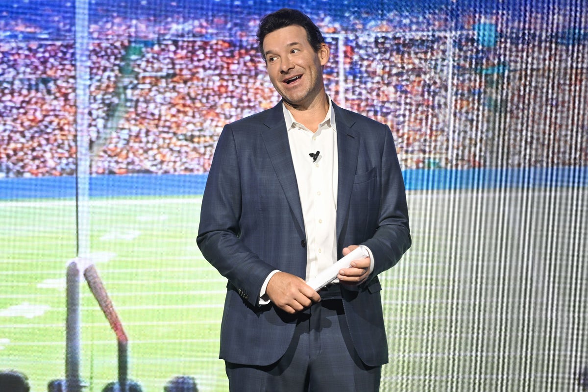 Former Cowboys QB Tony Romo placed on leave by CBS Sports after OWI arrest