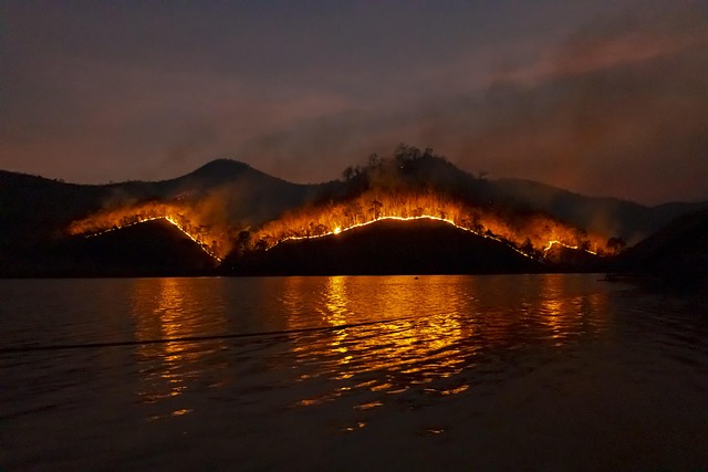 8/2: CBS Weekend News