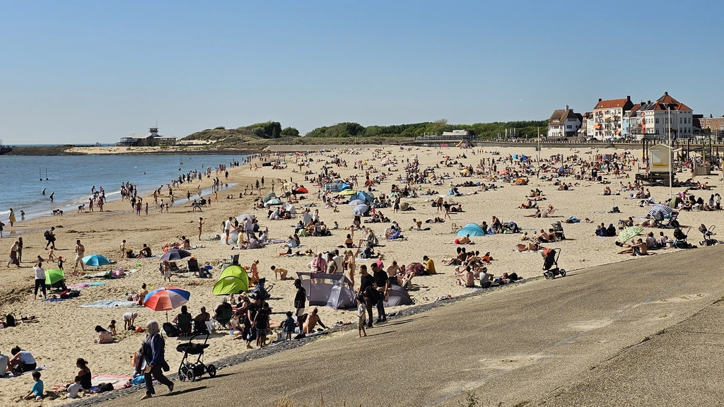 Van eerste zomerse dag naar koeler weer met plaatselijk flinke buien