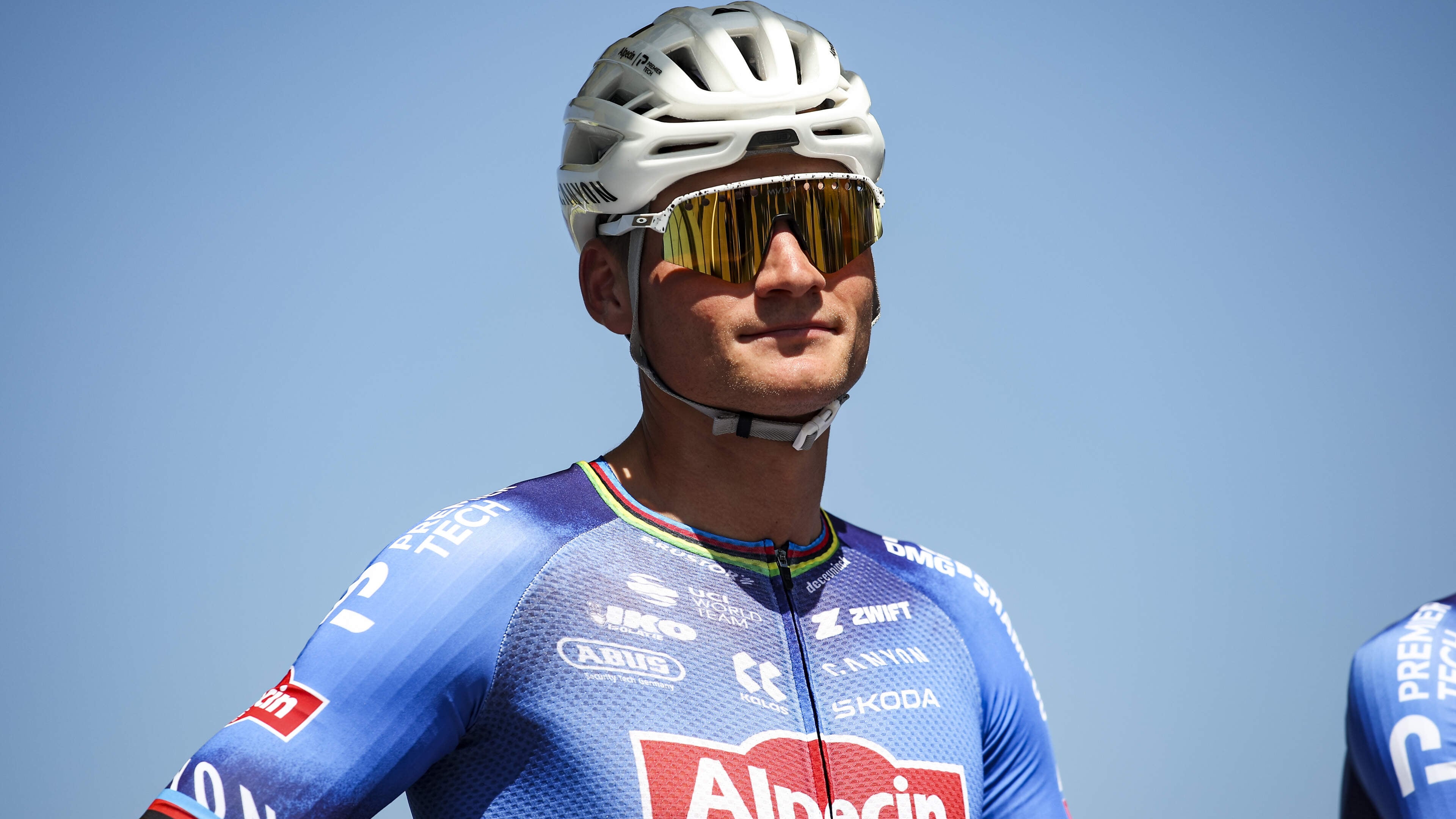 LIVE Tour de France | Sterke sprinters en vluchters krijgen kans: hoe zijn de benen van Mathieu van der Poel?