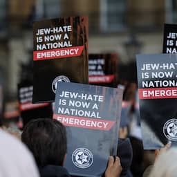 Britse antiterreurpolitie onderzoekt brandstichting bij voormalige synagoge