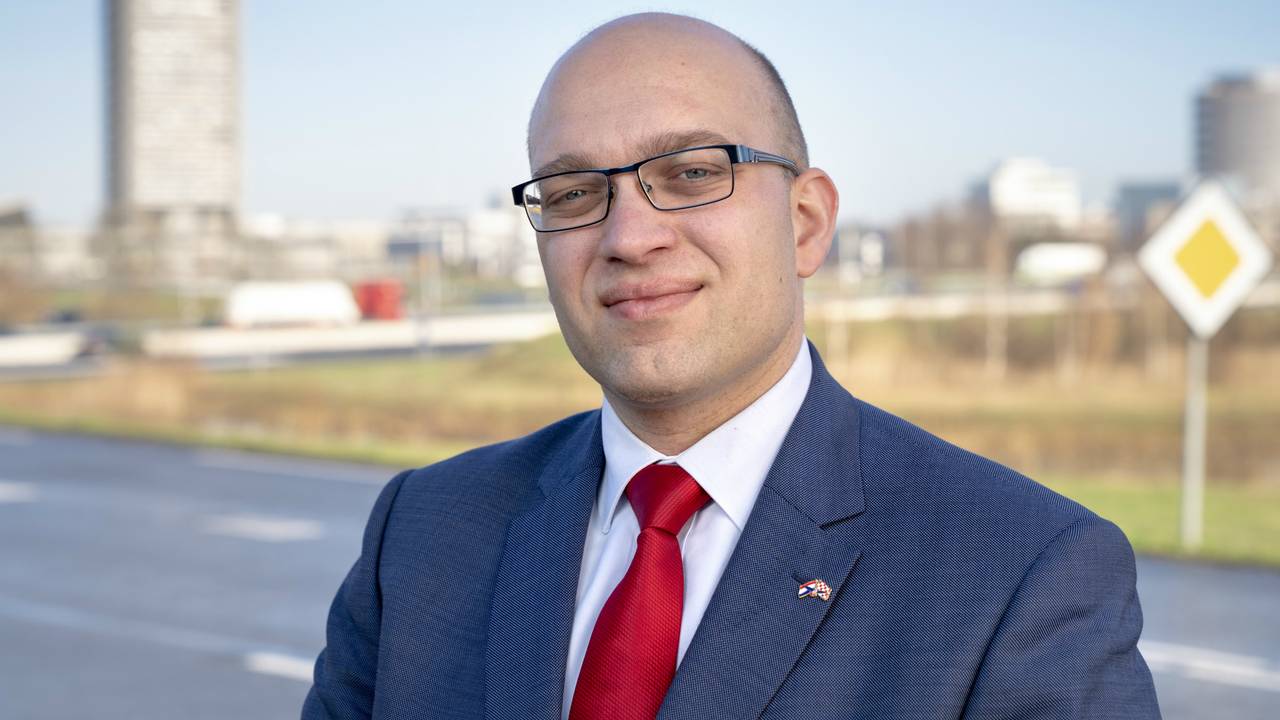 Deze Brabander dreigde strenge asielwetten te stoppen, maar is nu toch voor