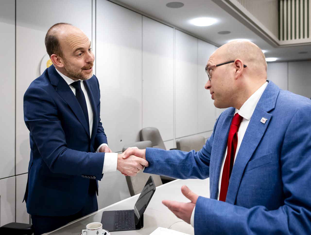 D66 zit klem en grote teleurstelling binnen de VVD: het kabinet kan de asieldiscussie voorlopig niet achter zich laten