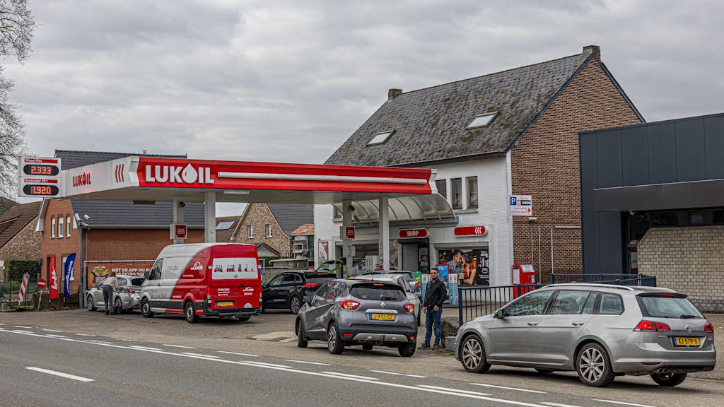 ‘Tanktoerisme’ naar België groeit flink, ook van verder weg dan de grensregio
