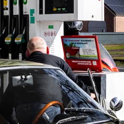 Benzineprijs ligt net onder recordniveau, maar kan zakken door lagere olieprijs
