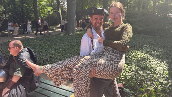 Kasteeltuin verandert in sprookjesachtige wereld met elfjes: 'Alsof je je familie weer ziet'