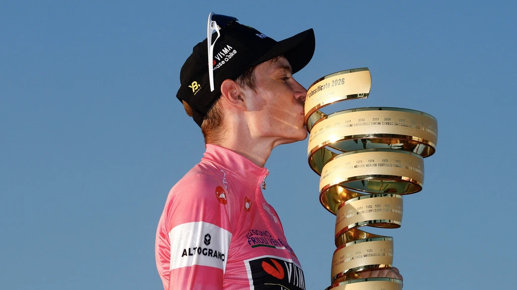 Sprintwinst Milan in Rome, Vingegaard heeft met Giro-eindzege alle grote ronden gewonnen