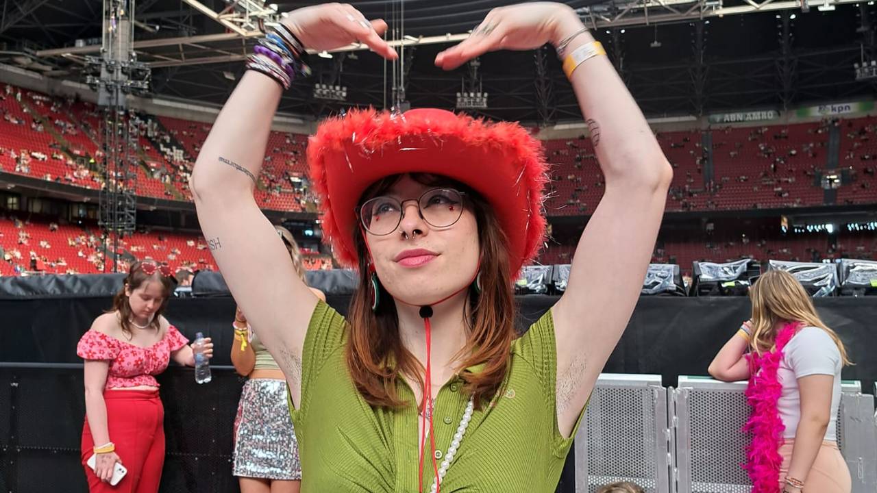 Daphne gaat dertien keer naar Harry Styles: 'Hij is een voorbeeld voor me'