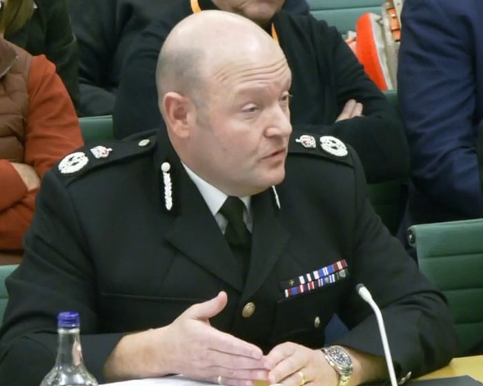 West Midlands police chief steps down after row over Maccabi Tel Aviv fans ban