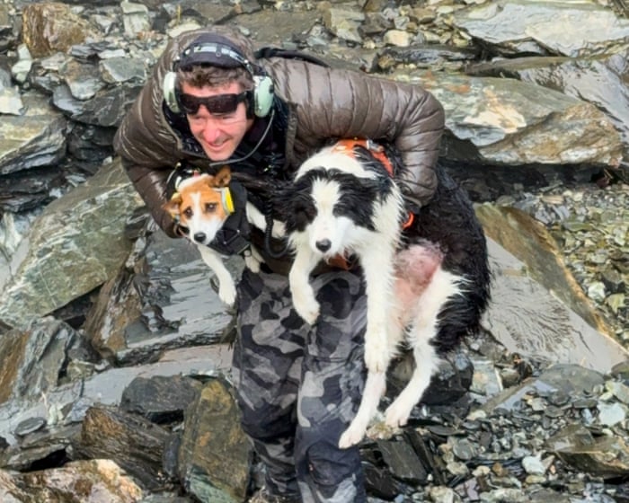 Molly the border collie rescued after a week waiting for injured owner in New Zealand’s remote backcountry
