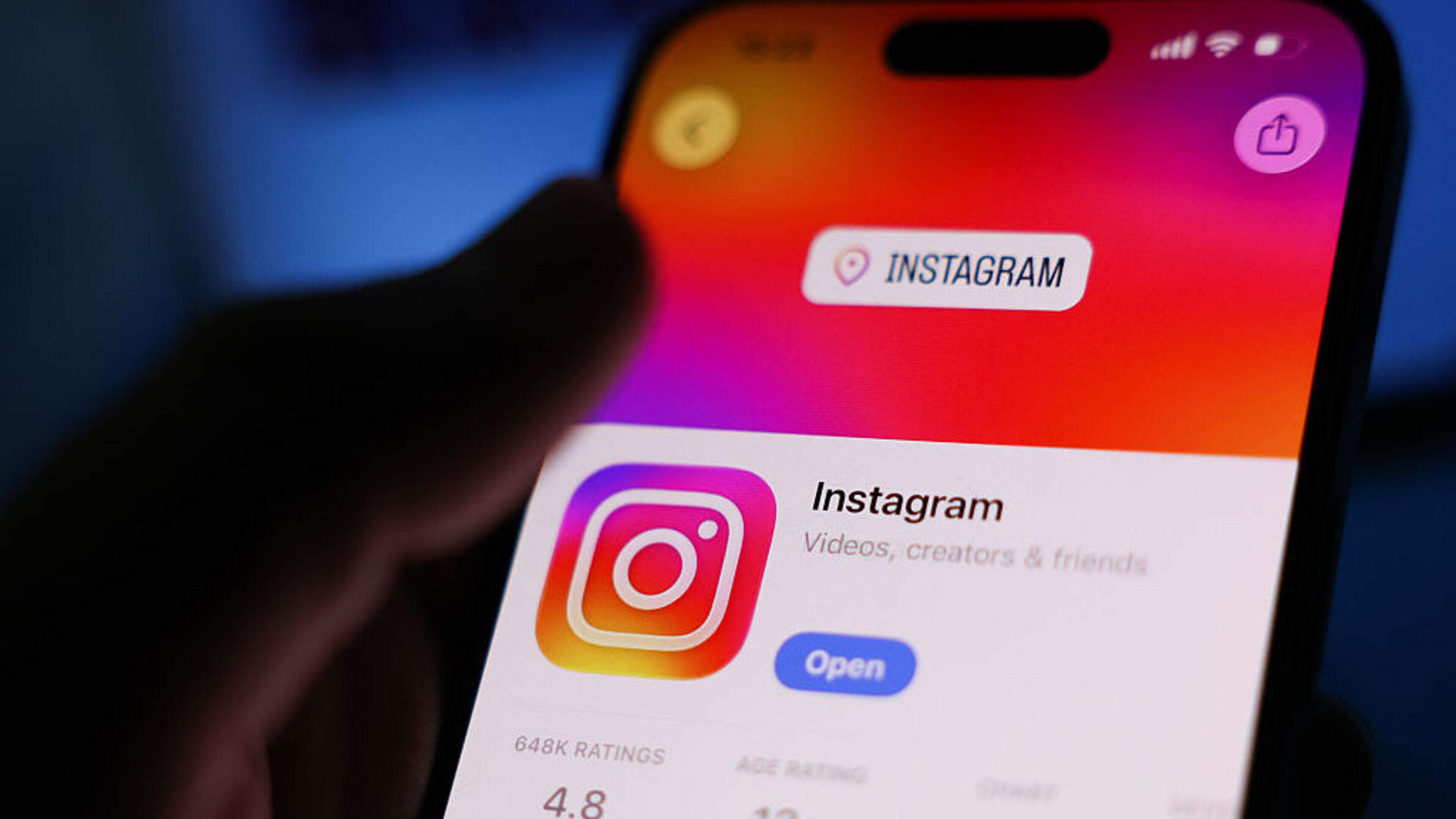 VK wil ’avondklok’ voor tieners op sociale media: TikTok en Instagram ’uit’ na middernacht