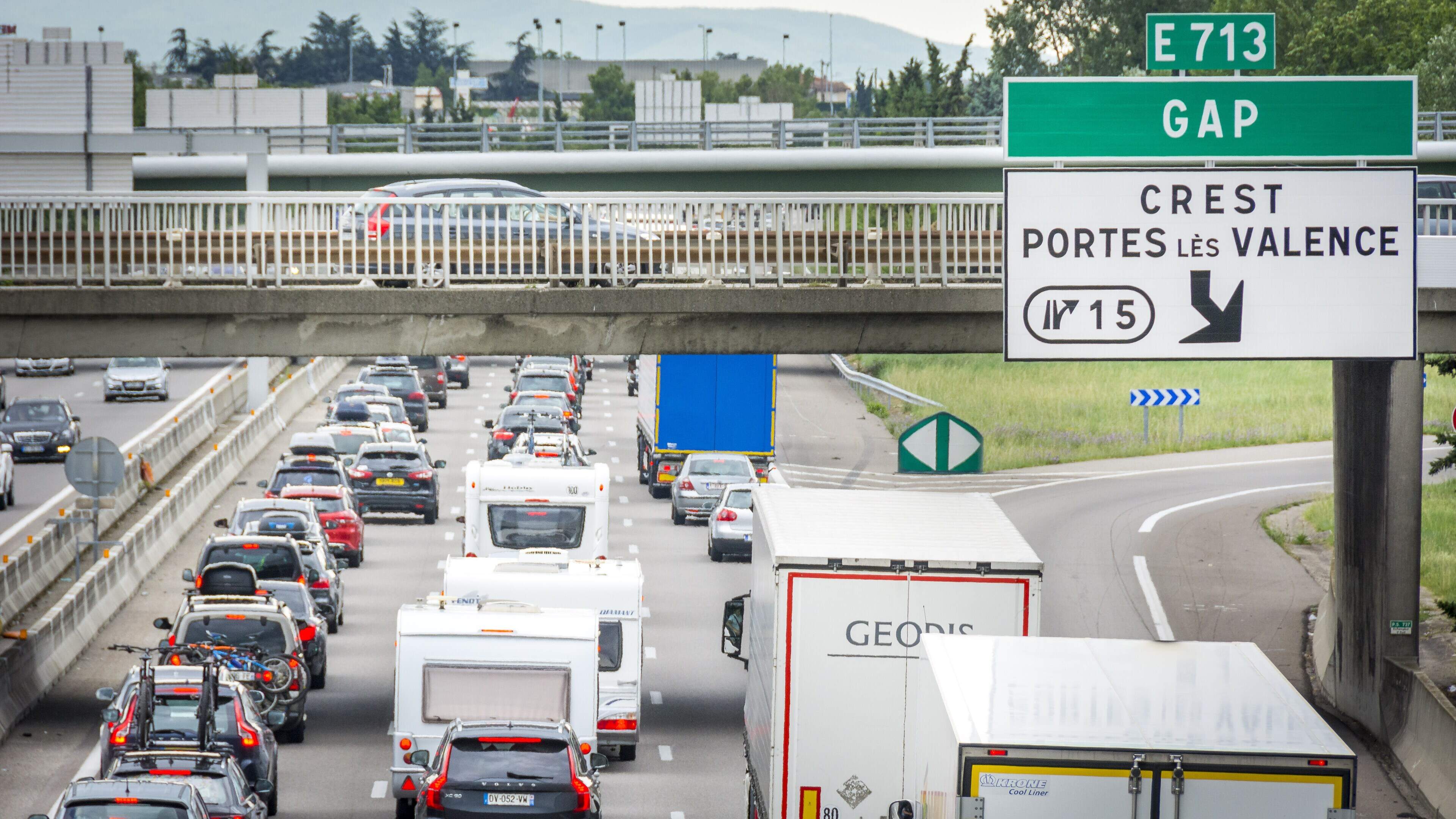 LIVE | Zwarte Zaterdag voelbaar: enorme vertragingen op Europese wegen met uitschieter van langer dan drie uur