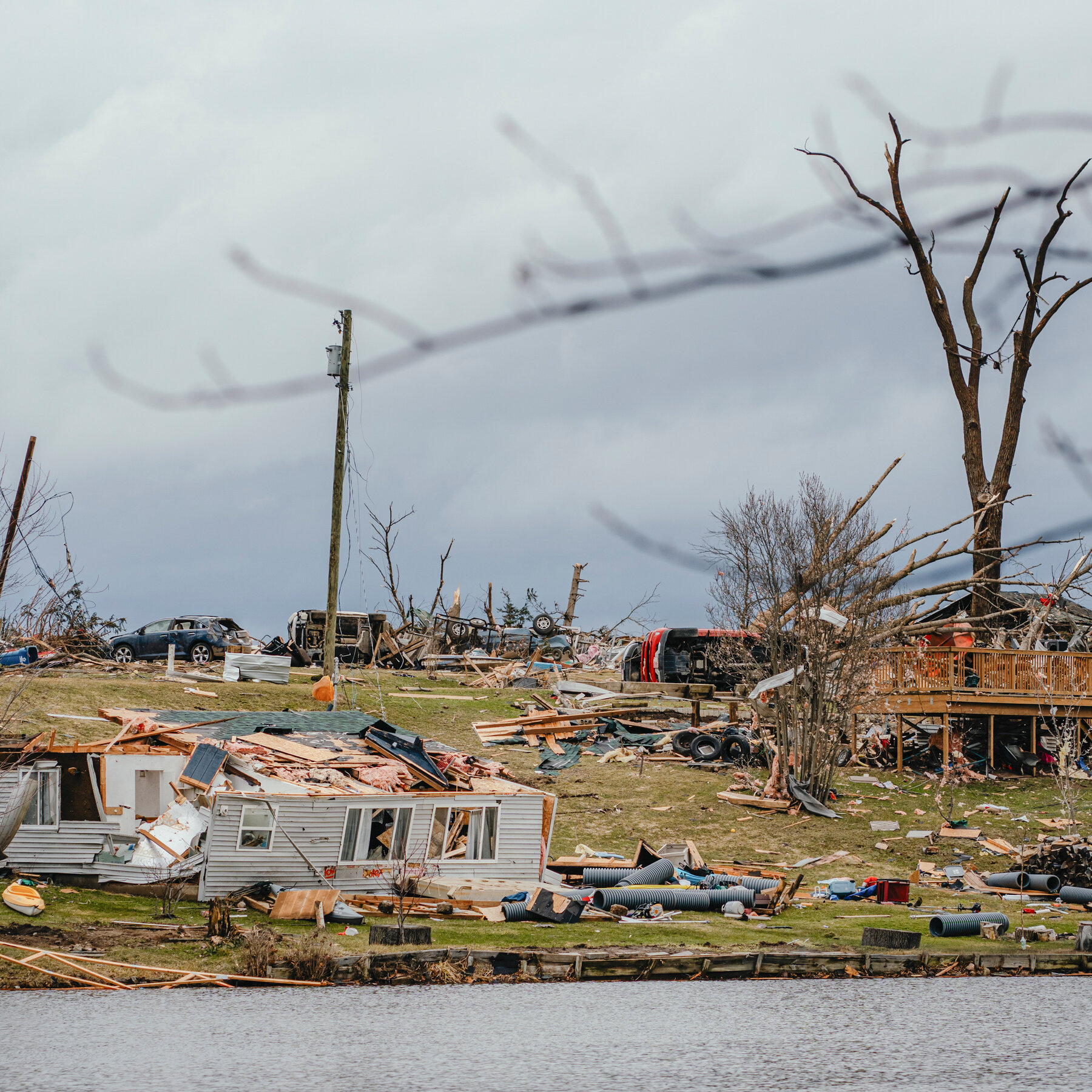 After Tornadoes Ravage Michigan and Oklahoma, Residents Survey Damage