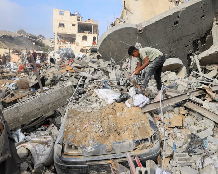 Middle East crisis live: Trump says ‘Israel is very happy’ with Gaza peace plan but doesn’t say if withdrawal or Hamas disarmament comes first