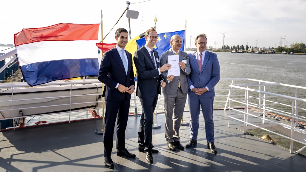 Zwaardere hoogspanningslijn Nederland-België geopend