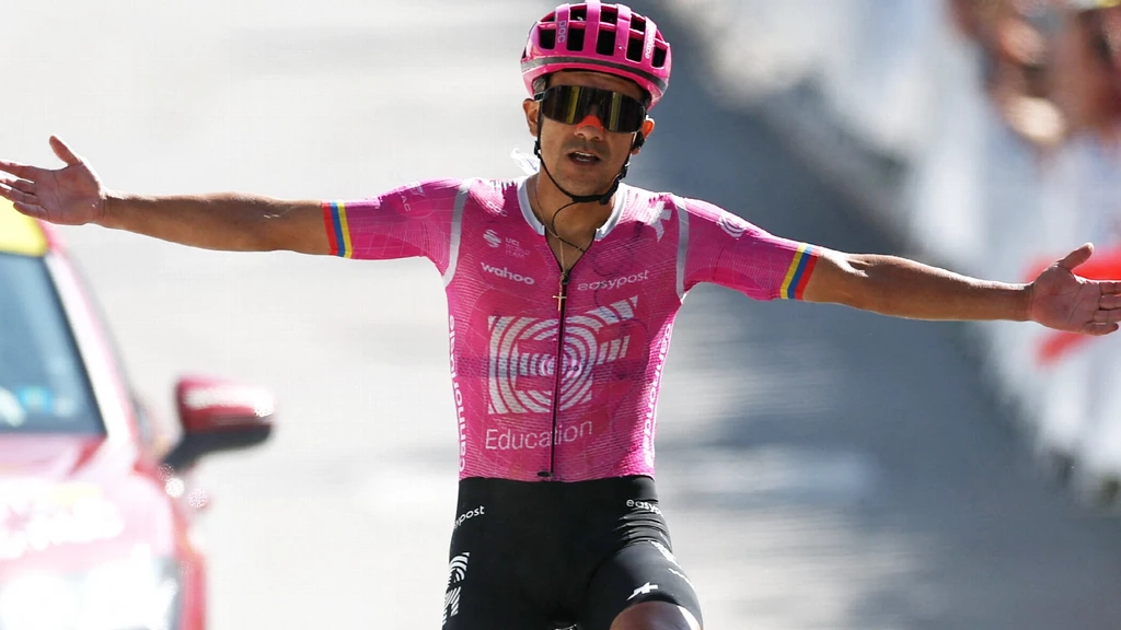 Carapaz eindelijk de beste in deze Tour na verwoestende aanval op slotklim