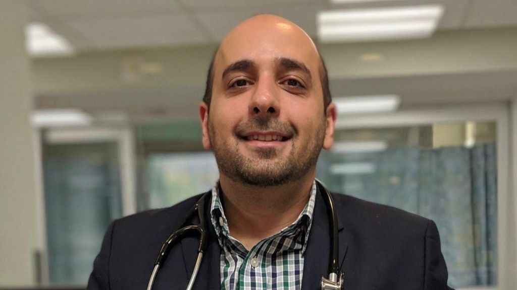 Iraanse arts helpt gewonde demonstranten op afstand: 'Ik krijg gruwelijke berichten'