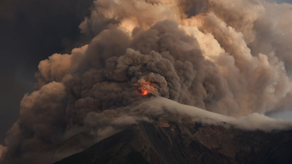 Evacuaties in Guatemala vanwege uitbarsting vulkaan Fuego