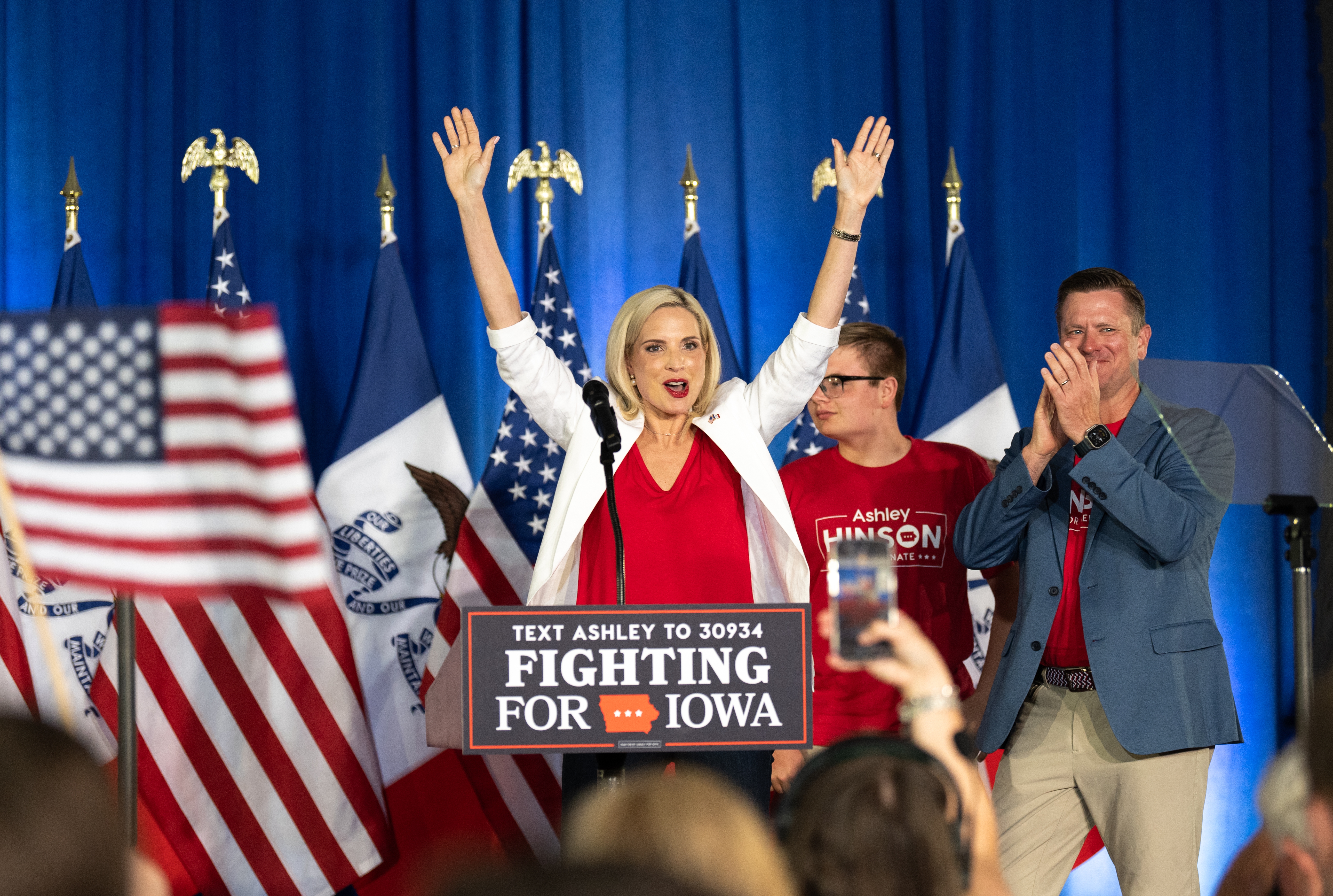 Iowa voters pick their nominees for competitive general elections