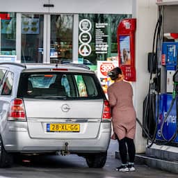 Benzineprijs kruipt verder omhoog naar nieuw record: 2,64 euro per liter