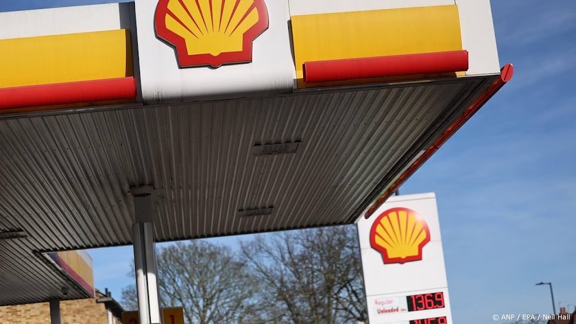 AEX-index begint voorzichtig door koersdaling Shell