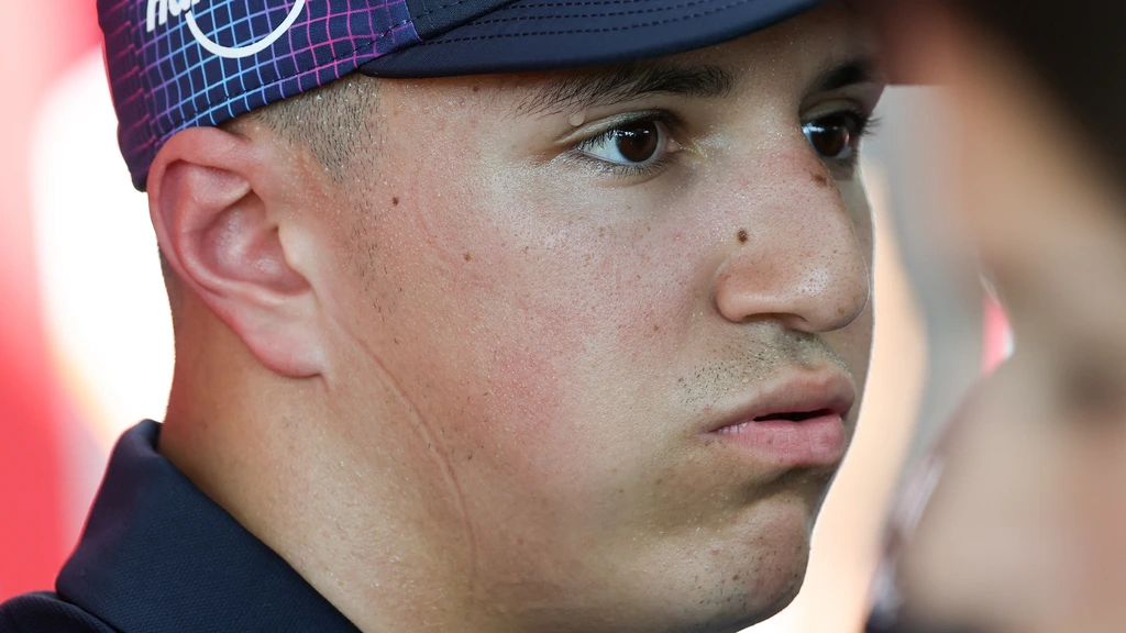 Teamgenoot Verstappen start in Miami als laatste, auto niet door keuring