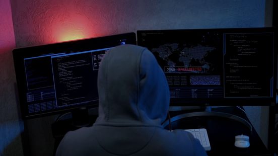 46.000 afbeeldingen met kinderpornografisch materiaal aangetroffen, 2,5 jaar cel geëist