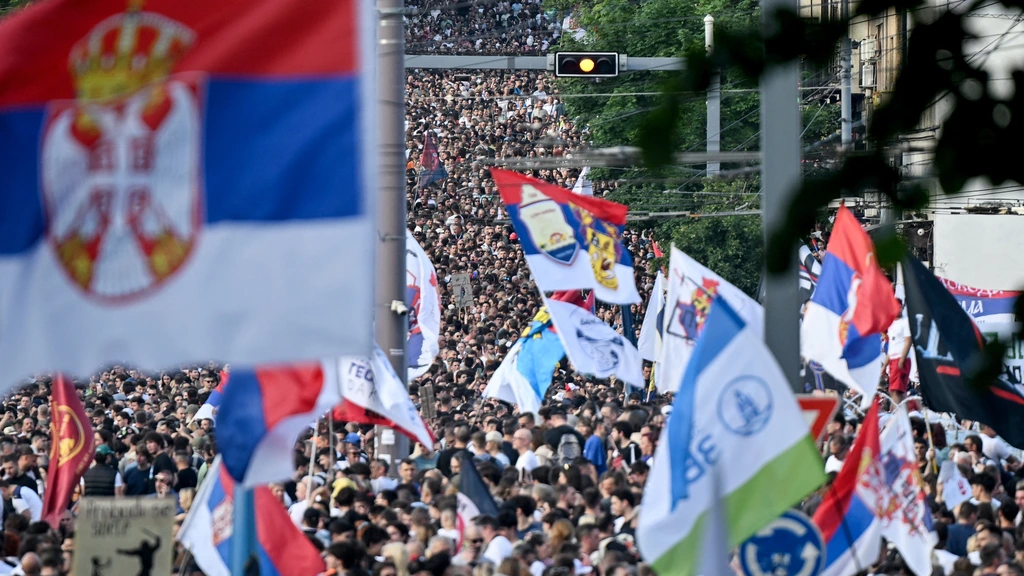 Weer massaprotest in Servië tegen president Vucic