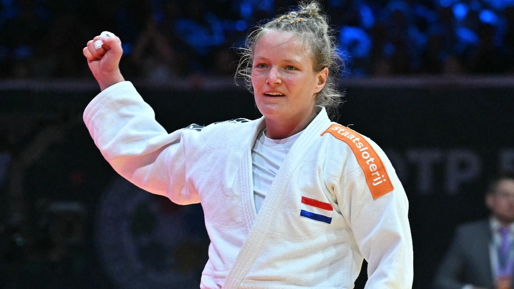 Judoka Van Dijke pakt wereldbekerbrons in Astana, Van Lieshout mist podium