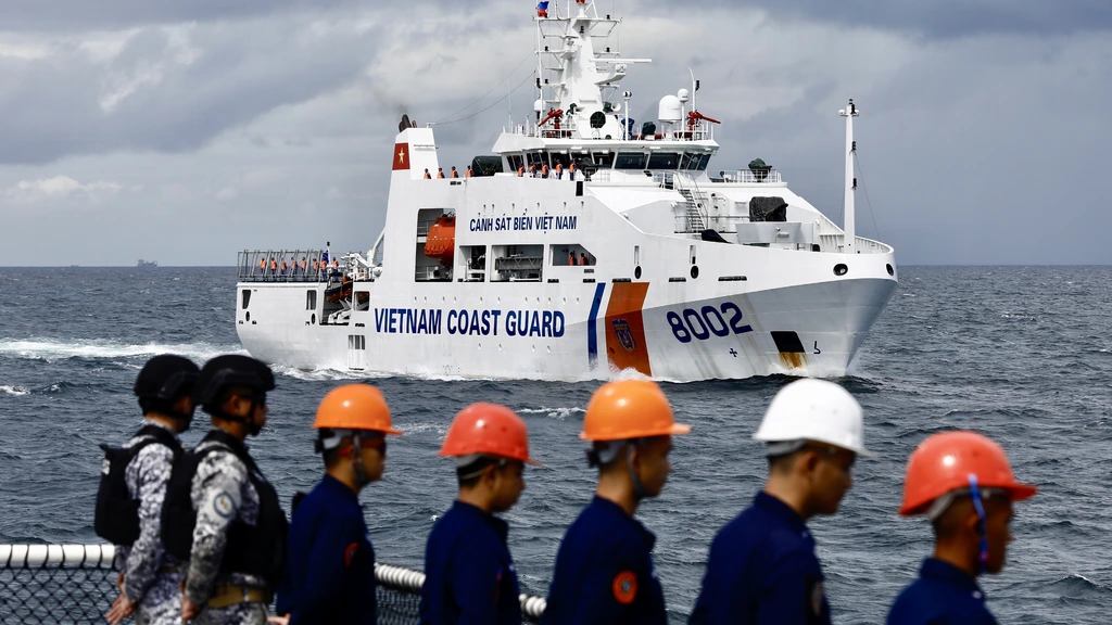 Vrachtschip gezonken in Zuid-Chinese Zee, tientallen gered, nog 23 vermisten