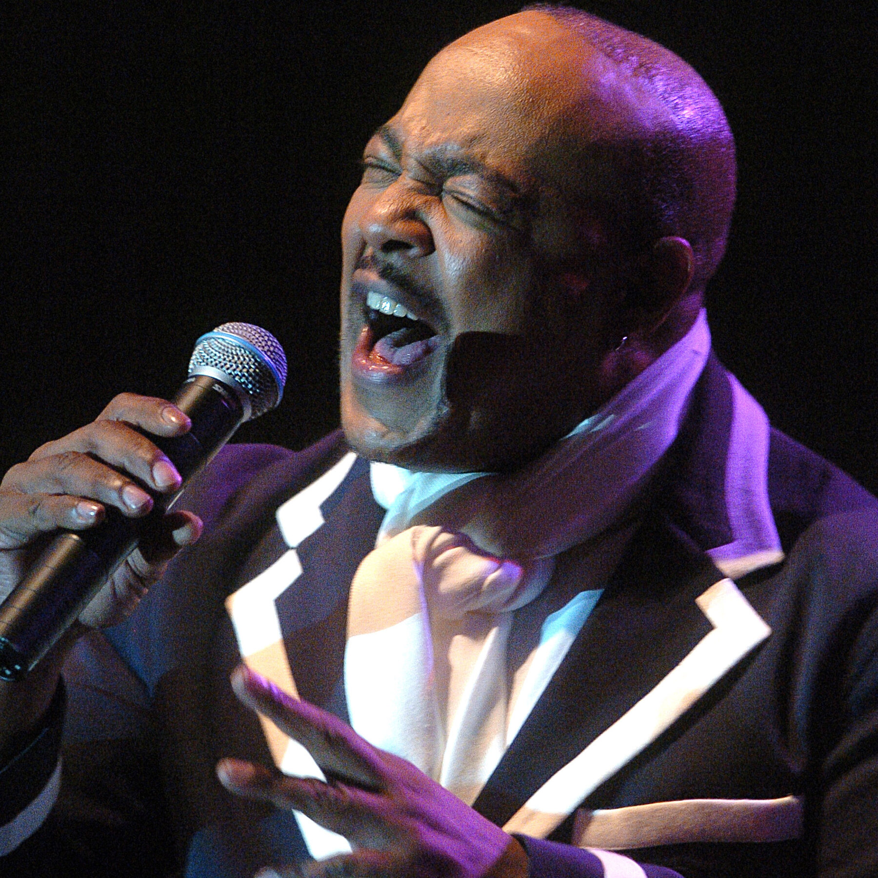 Peabo Bryson, Soul Singer Known as the Voice of Love, Dies at 75