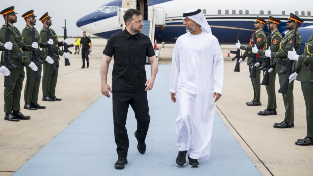 Zelensky sluit tienjarige militaire deals met Golfstaten dankzij Oekraïense dronetechnologie