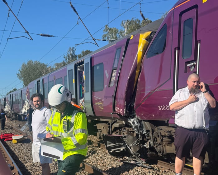 One person dead and 89 injured after two trains collide near Bedford