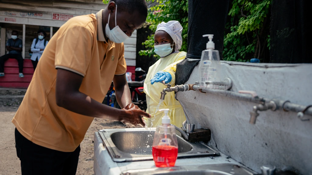 Meer dan 130 doden door ebola-uitbraak, Congo opent extra ebolacentra