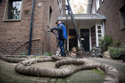 Gasprijs gaat nog verder stijgen: wie niet isoleert, betaalt zich blauw