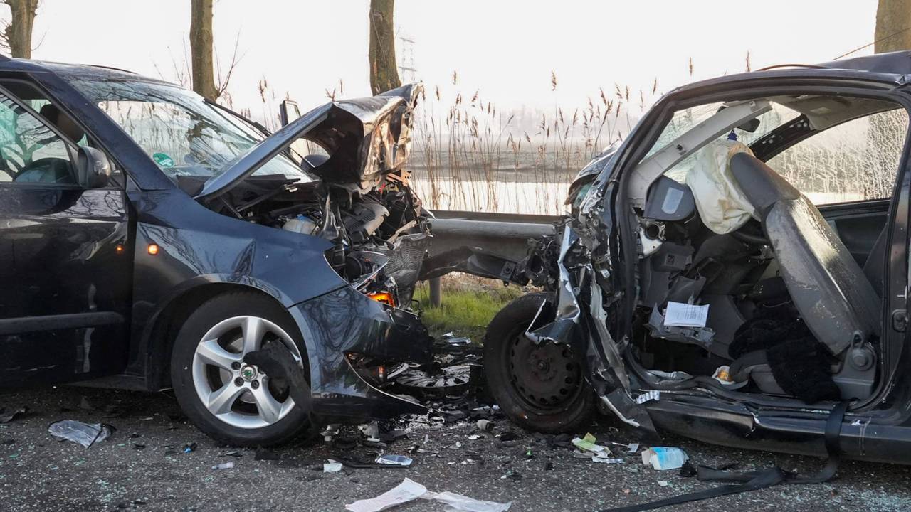 Man stuurt naar links en rijdt vrouw (50) dood, 160 uur taakstraf geëist