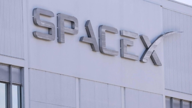 SpaceX dient aanvraag in voor beursnotering, zeggen bronnen
