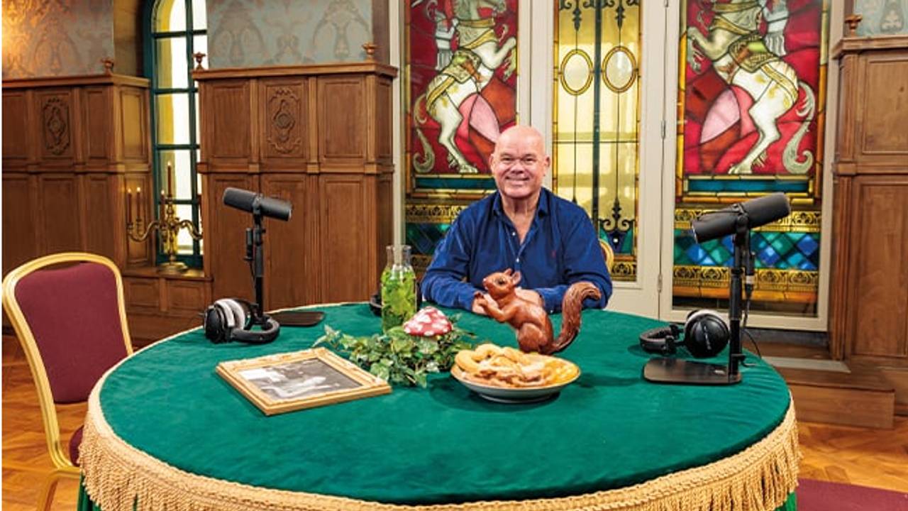 Paul de Leeuw onthult 'het Geheim van de Efteling' in nieuwe podcastserie