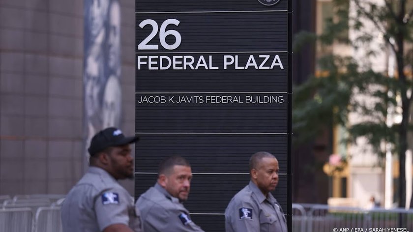 Politie pakt man op in New York na brandbom bij overheidsgebouw
