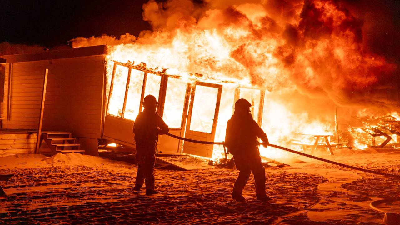 Roosendaler opgepakt voor brand in strandhuisjes bij Wijk aan Zee