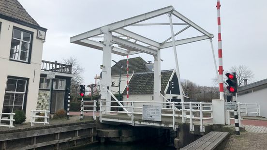 Brugwachters hoeven vanaf 1 april niet meer fysiek de brug te openen