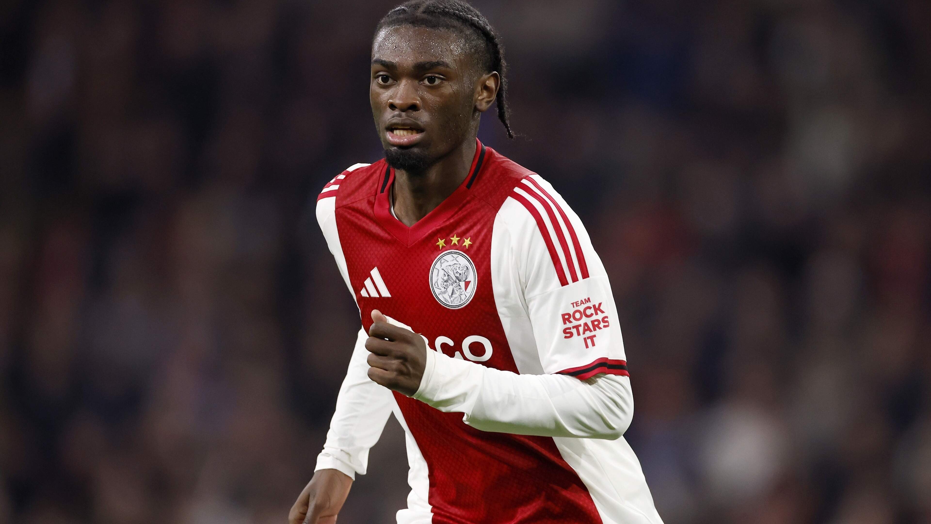 Jordi Cruijff overtuigt Jorthy Mokio (18) van verlengd verblijf bij Ajax