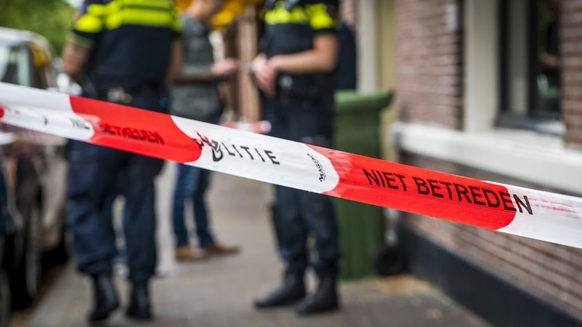Amsterdamse politie ontruimt gebouwen vanwege mogelijk explosief