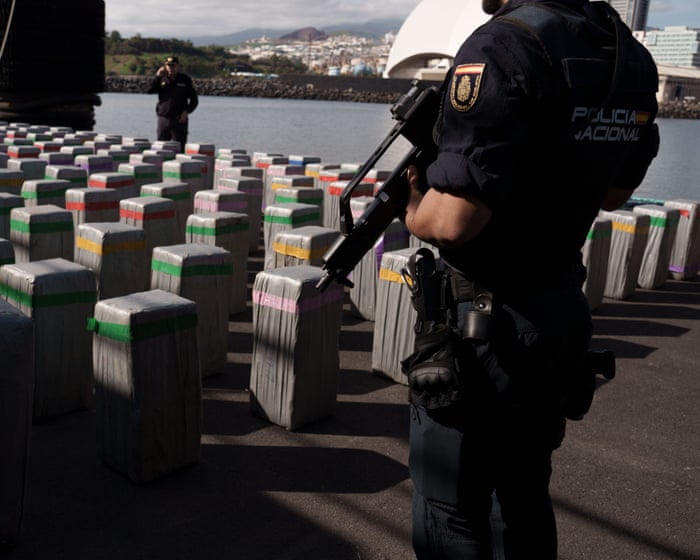 Spanish police break up criminal network that used swimmers to hide cocaine on ships